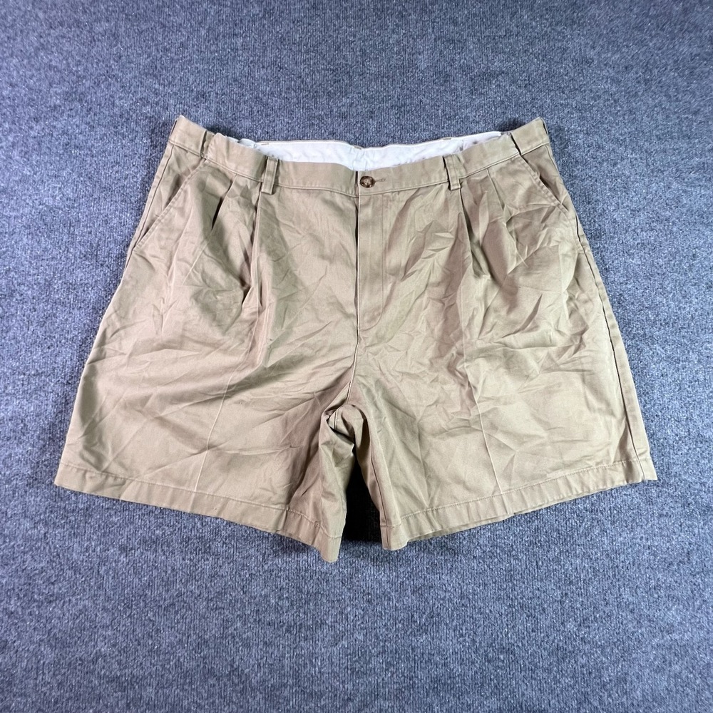 L.L. Bean Men Chino Shorts 44 Beige Cotton Pleated Comfort Waist 240259